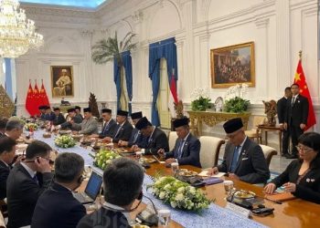 Wamen Stella Jadi Penerjemah Dadakan, Bikin Suasana Pertemuan RI-Tiongkok Makin Akrab