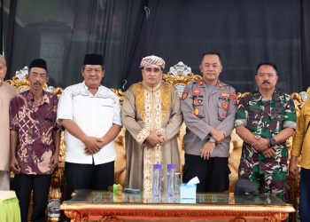 Padepokan Dimas Kanjeng Berbagi di Hari Raya Idul Adha