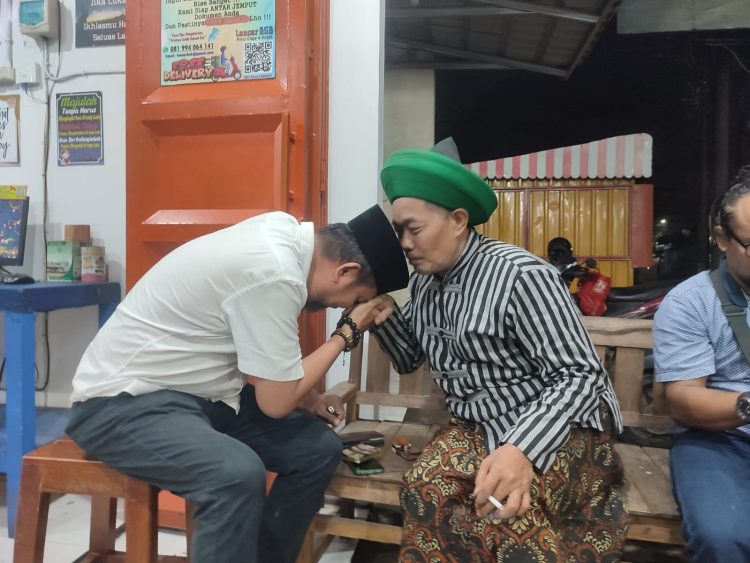 KH Budi Harjono Dukung PW FRN Sukseskan Hari Bhayangkara di Demak