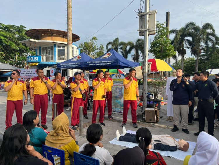Polda Kalteng Gelar Pemeriksaan Kesehatan Gratis di CFD Bundaran Besar