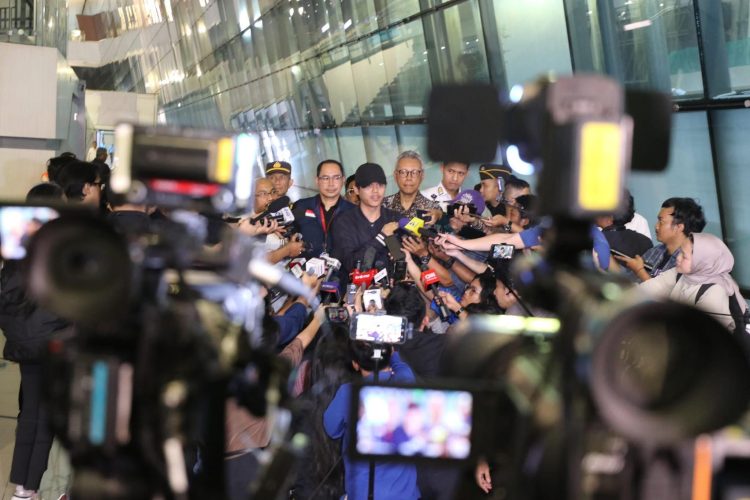 11 WNI Dievakuasi dari Iran Tiba di Tanah Air, Pemerintah Pastikan Perlindungan Maksimal