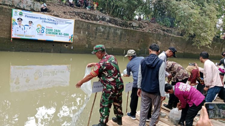 TNI dan Pemkot Cirebon Kolaborasi Kampanyekan Gemarikan dan Pelestarian Sungai