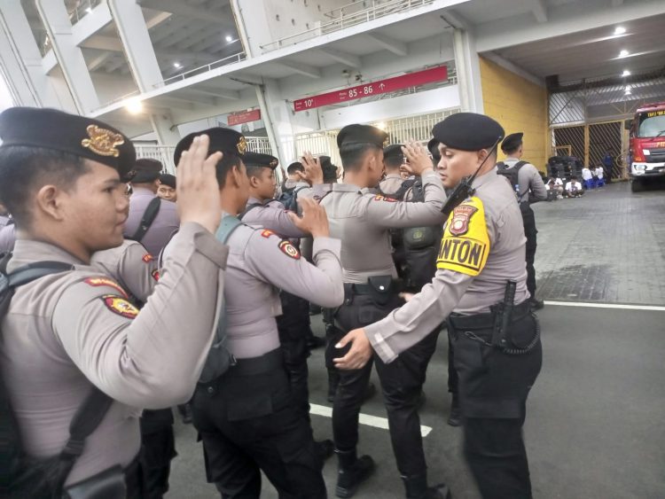 Pengamanan Ketat Laga Oxford United vs All Star, Ribuan Petugas Disiagakan di GBK