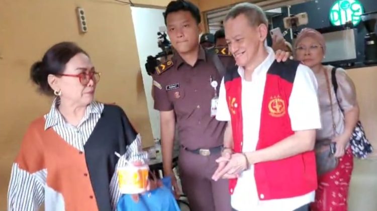 Deolipa Soroti Dakwaan Tidak Tepat, Sidang Kasus Fariz RM Ditunda Dua Pekan