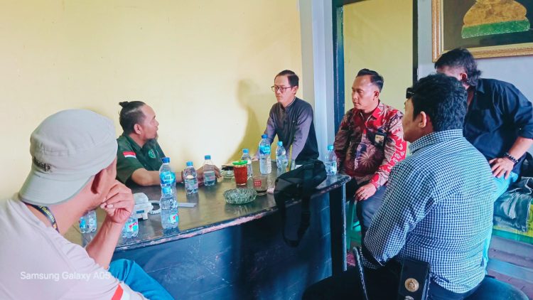 Ketum FRN Instruksikan Penataan Kantor Jelang Kunjungan Pejabat Tinggi Polri