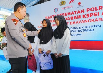 Kapolri Sigit: Polri Serius Lindungi Buruh, 700 Korban PHK Sudah Bekerja Kembali
