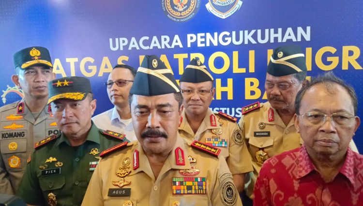 Agus Andrianto Kukuhkan Satgas Imigrasi Bali, 100 Petugas Siaga Kawal WNA di Titik Rawan