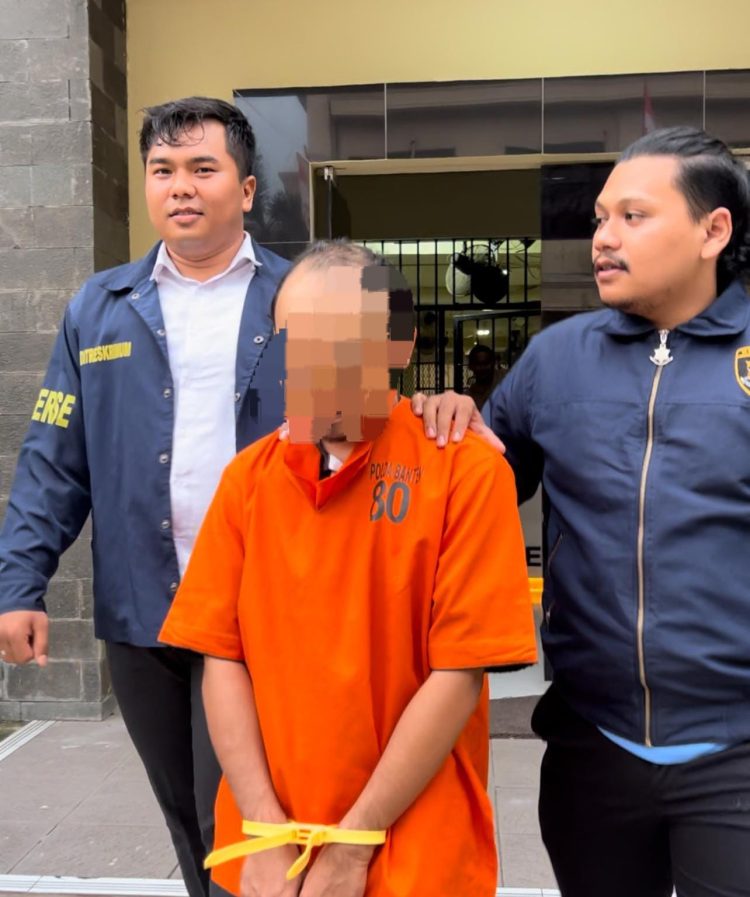 Ayah Cabuli Anak Tiri 