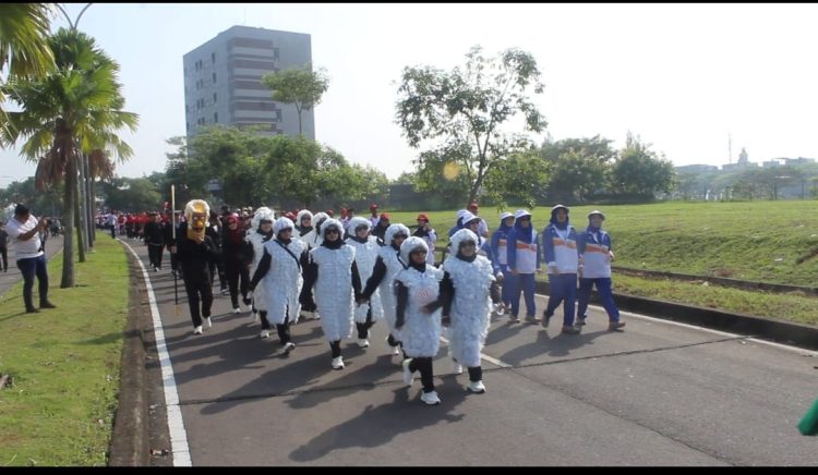 Dandim 0509 Kabupaten Bekasi Hadiri Gerak Jalan Meriahkan HUT RI ke-80 dan Hari Jadi Kabupaten Bekasi