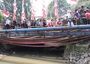 Sasak Kapuk Jadi Saksi Sejarah, Pemkot Bekasi Gelar Tabur Bunga HUT RI ke-80