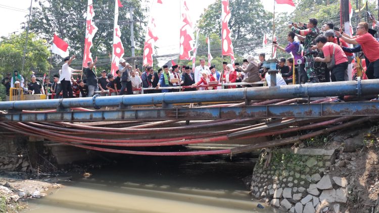 Sasak Kapuk Jadi Saksi Sejarah, Pemkot Bekasi Gelar Tabur Bunga HUT RI ke-80