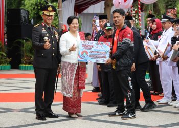 Kapolda Kalteng Hadiri Upacara HUT RI ke-80 di Kantor Gubernur, Palangka Raya