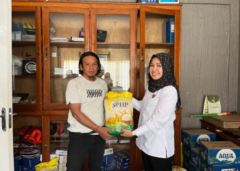 Kapolres Palopo Pererat Sinergi dengan Wartawan Lewat Bantuan Beras