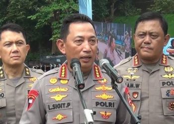 Kapolri Kunjungi Keluarga Ojol Korban Rantis Brimob di RSCM, Sampaikan Belasungkawa dan Janji Tindak Tegas