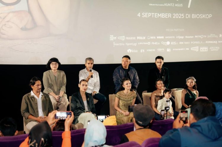 Film Andai Ibu Tidak Menikah dengan Ayah, Seberapa Jauh Kita Mengenal Orang Tua dan Masa Lalu Mereka