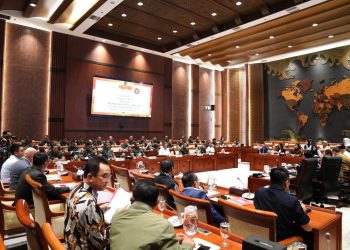Wakil Panglima TNI Hadiri Rapat Kerja Bersama Komisi I DPR RI