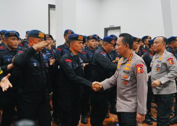 Kapolri Jenderal Listyo Sigit Berikan Dukungan Moril ke Brimob Polda Metro Jaya