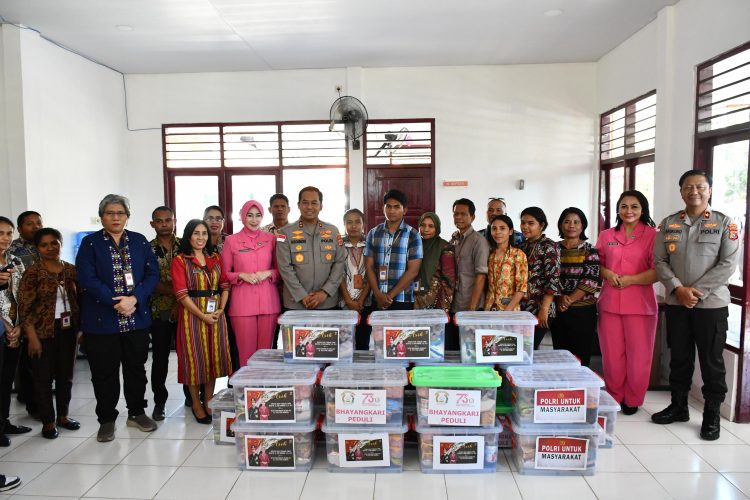 Kapolda NTT Tebar Inspirasi di Sekolah Rakyat Menengah 19 Naibonat, Wujudkan Mimpi Indonesia Maju Bersama Prabowo