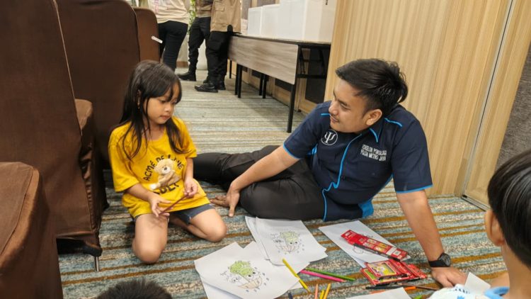 Polda Metro Jaya Gelar Pendampingan Psikososial untuk Keluarga Brimob Pasca Aksi Massa