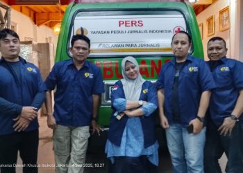 Ambulan untuk Jurnalis, Dari Teman untuk Teman