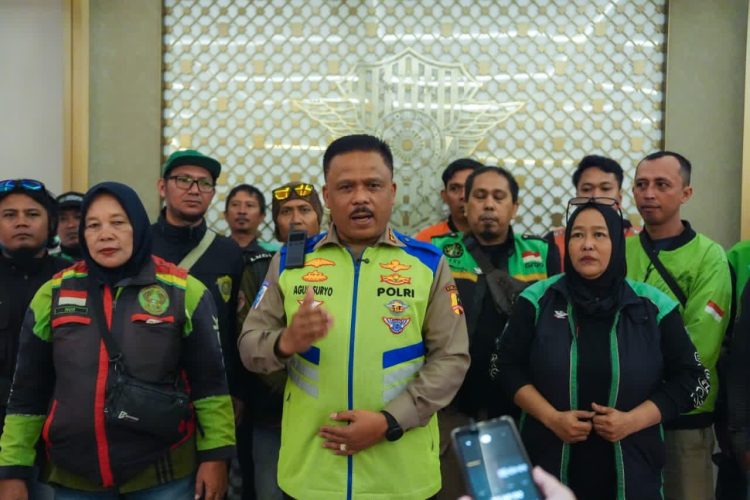Program Polantas Menyapa Disambut Antusias Komunitas Ojol se-Jabodetabek