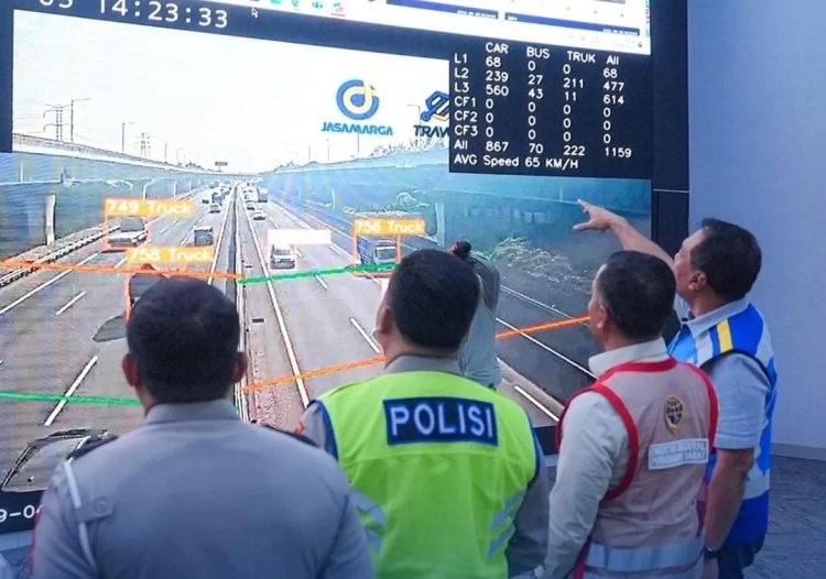 Pantau Long Weekend Maulid Nabi, Kakorlantas: Arus Tol Japek Naik 40,48 Persen