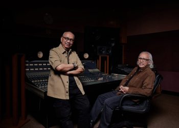 Ebiet G. Ade dan Iwan Fals Rilis Lagu Titip Rindu Buat Ayah