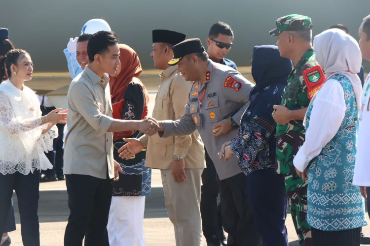 Kapolda Kepri Bersama Forkompinda Provinsi Kepri dan Kota Batam Terima Kunjungan Kerja Wakil Presiden RI ke Batam