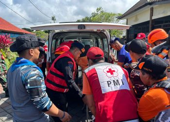 Tim SAR Ditpolairud Polda Bali Temukan Empat Perempuan Korban Banjir