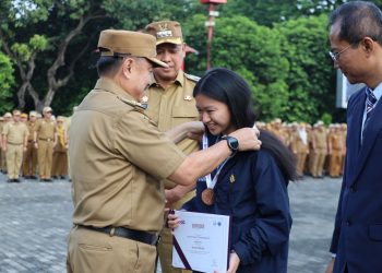 Wali Kota Bekasi Tri Adhianto Apresiasi Siswa Berkelas Dunia dan Penghargaan Layanan Publik