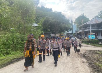 Tim K9 SAR Ditpolsatwa Baharkam Polri Diterjunkan Bantu Pencarian Korban Bencana Alam di NTT