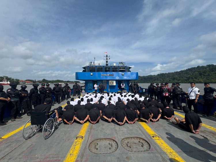 Warga Binaan High Risk Dipindahkan ke Nusakambangan