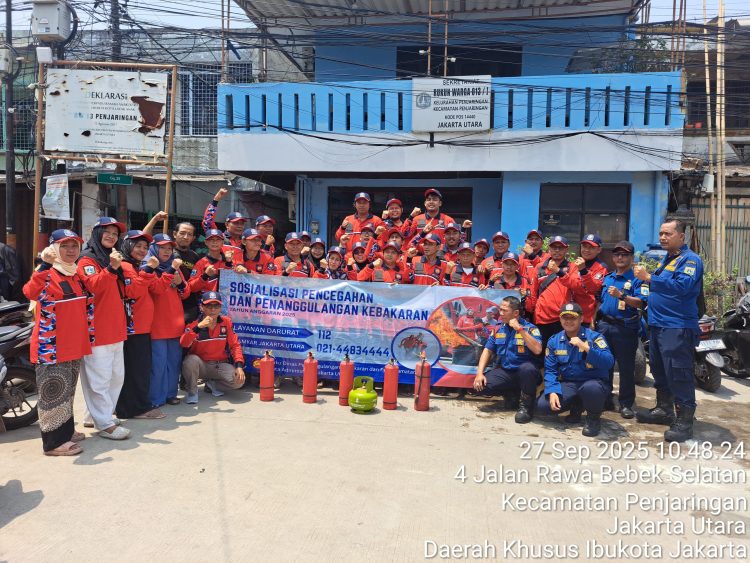 Sudin Damkar Jakut Menggelar Sosialisasi Pencegahan dan Penanggulangan Kebakaran di RW 13 Penjaringan