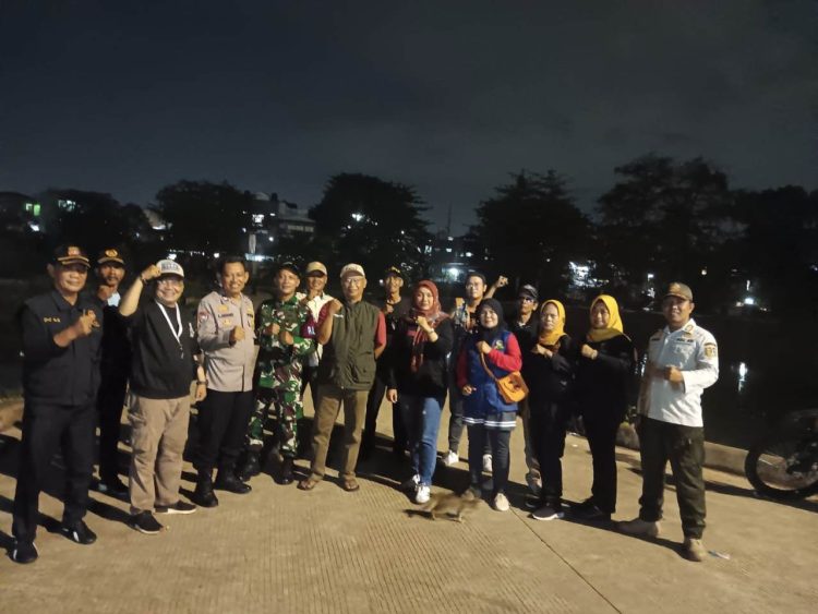 Kodim 0505/JT Bersama Komponen Pendukung Gelar Patroli/Siskamling di Wilayah Kramatjati