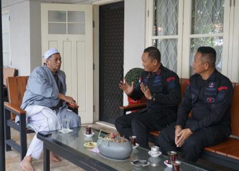 Menebar Kepedulian, Brimob Polda Metro Jaya Jalin Silaturahmi ke Kediaman Habib Ali Kwitang, Berbagi Melalui Majlis Ta’lim Al Habib Ali Alhabsyi