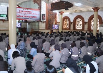 Polda Metro Jaya Gelar Doa Bersama Hari Jadi ke 77 Polwan RI, Ribuan Personel Ikut Lewat Zoom Meeting