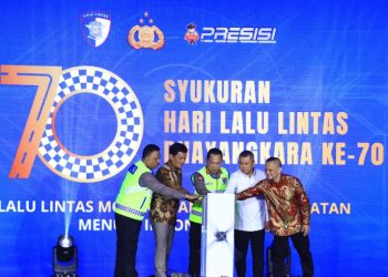 Kapolri Luncurkan Digital Korlantas dan Sematkan Pin Emas di HUT Lalu Lintas ke-70