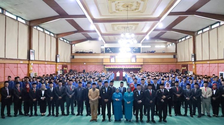 PPPK dan PNS Baru Kota Bekasi Diminta Jadi Teladan di Unit Kerja