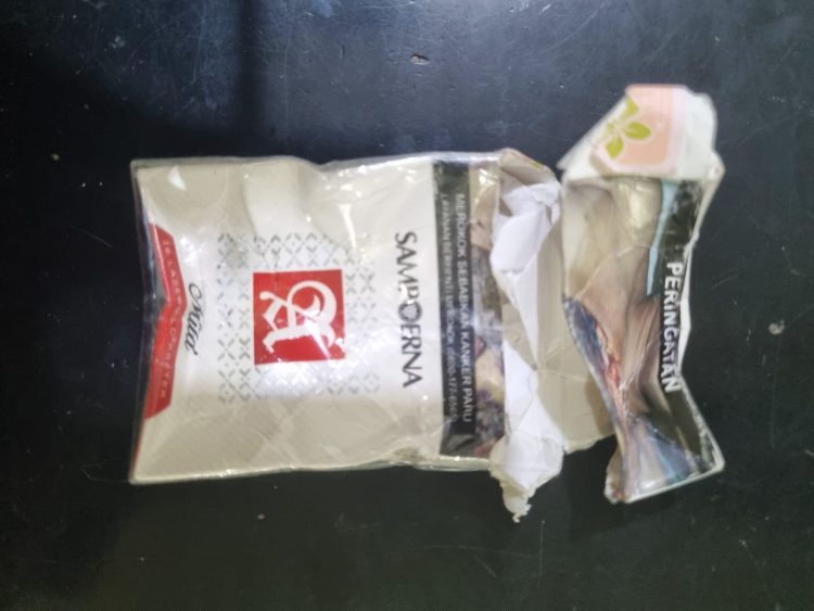 Kelabui Petugas Dengan Bungkus Rokok, Akhirnya Tiga Orang Pria Diboyong Ke Polres Binjai