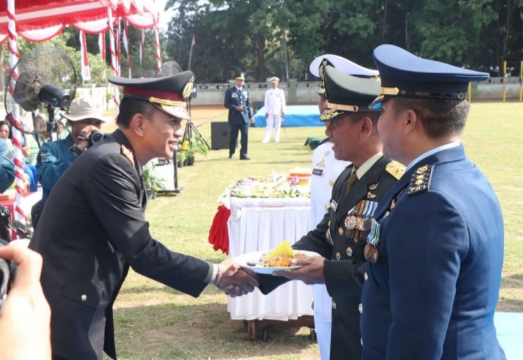 Wakapolda Bali Hadiri Upacara HUT TNI ke-80