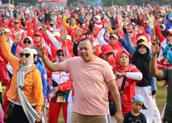 Semarak Festival Olahraga Bekasi, Tri Adhianto Serukan Budaya Bawa Tumbler dan Kurangi Sampah Plastik