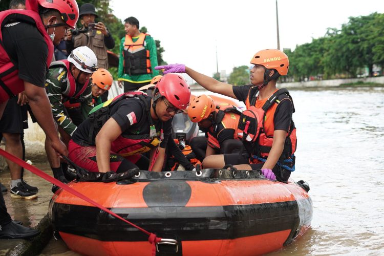 Pemkot Bekasi Bersama BASARNAS Gelar Latihan SAR Gabungan 