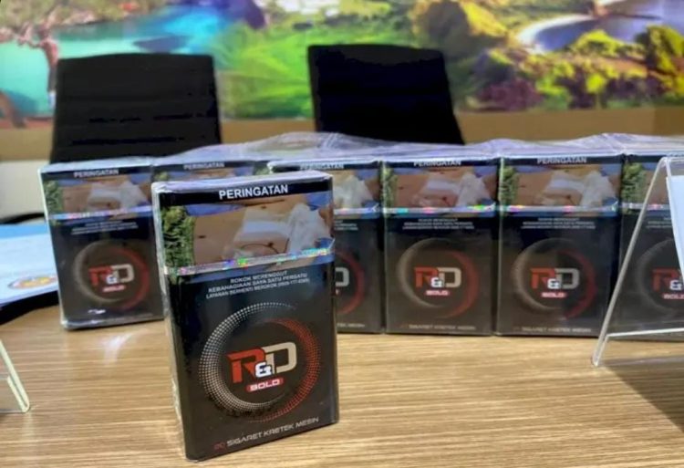 Polda NTT Ungkap Dua Kasus Praktek Perdagangan Tanpa Izin, 2.590 Bungkus Rokok Ilegal Disita
