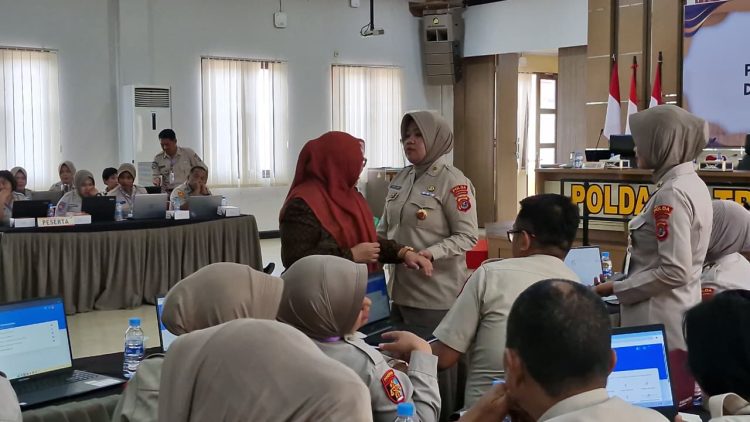 Polda Sultra Gelar In House Training Penggunaan Aplikasi My ASN dan Peningkatan Public Speaking