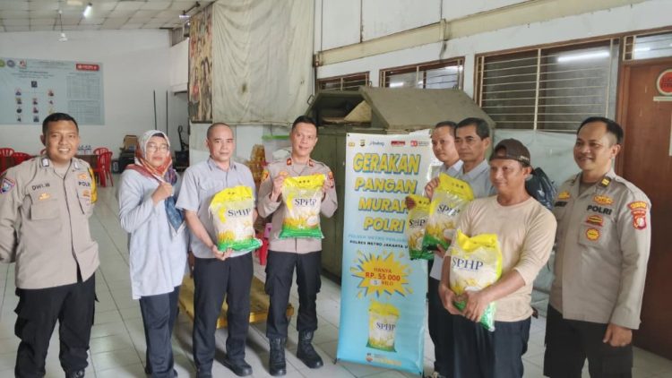 Dukung Ketahanan Pangan, Polsek Metro Penjaringan Gelar Program Beras Murah