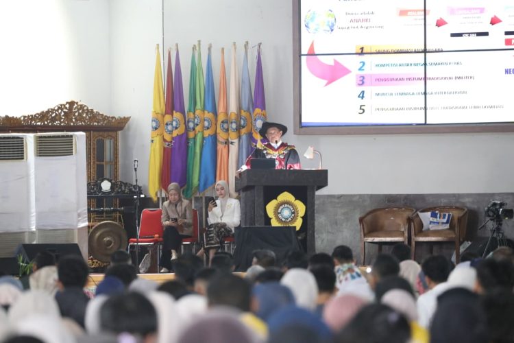 Mendagri Tito Beberkan Peran Pendidikan Tinggi Songsong Indonesia Emas 2045