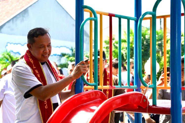 Resmikan Lima Taman Baru di Pondok Gede, Wujudkan Ruang Publik Nyaman untuk Warga