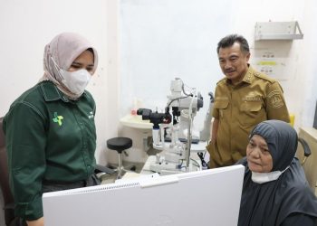 Hari Kesehatan Nasional RSUD Bantargebang Gelar Operasi Katarak