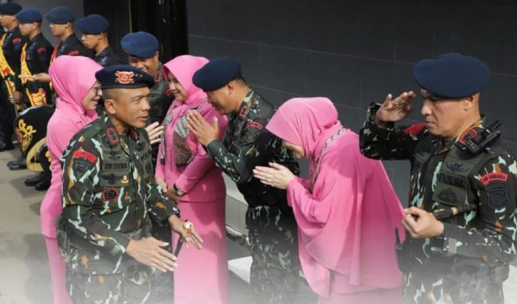 Brimob Presisi untuk Masyarakat, Polda Jabar Rayakan HUT ke-80 dengan Khidmat