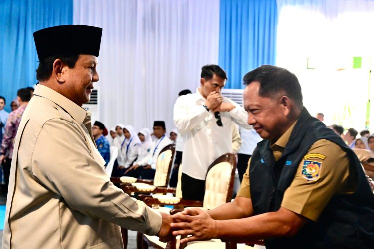 Tito Karnavian Hadiri Peluncuran Program Digitalisasi Pembelajaran untuk Indonesia Cerdas